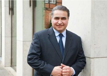 دکتر نادر زاهدی